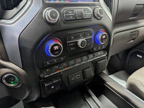 Used 2019 GMC Sierra 1500 SLT image 27