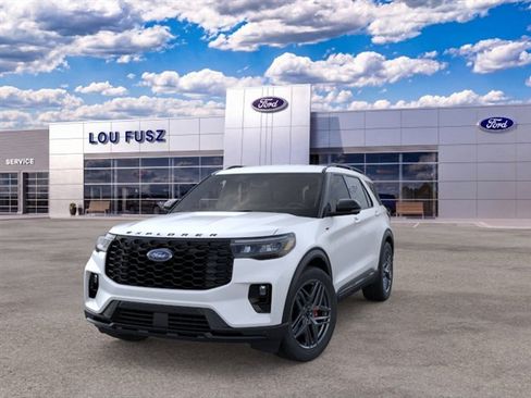 New 2026 Ford Explorer ST-Line w/ ST-Line Street Pack AWD/4WD image 3
