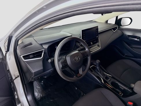 Used 2020 Toyota Corolla LE w/ Carpet Mat Package (TMS) FWD image 23