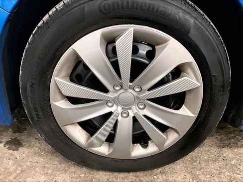 Used 2023 Subaru Impreza 2.0i image 8