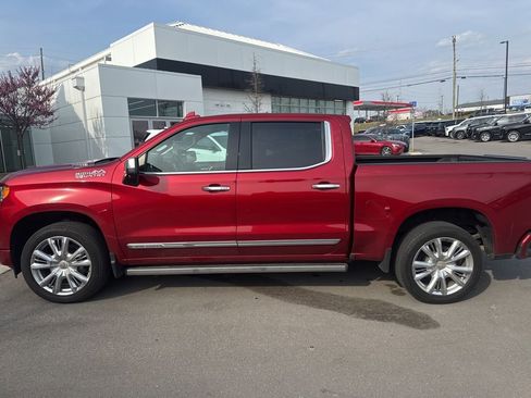Used 2023 Chevrolet Silverado 1500 High Country w/ High Country Premium Package image 6