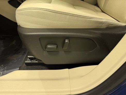 Certified 2022 Buick Envision Essence w/ Technology Package I image 12