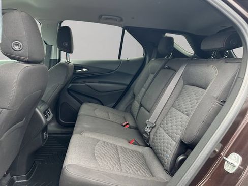 Used 2020 Chevrolet Equinox LT AWD/4WD image 18