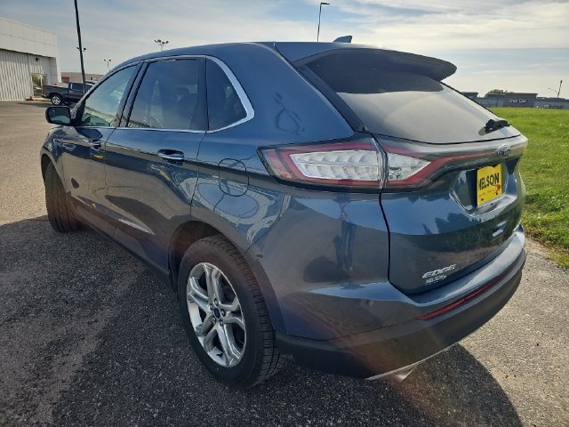 Used 2018 Ford Edge Titanium w/ Equipment Group 301A AWD/4WD image 3