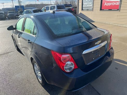 Used 2016 Chevrolet Sonic LT image 7