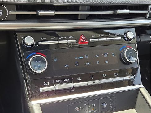 Used 2026 Hyundai Santa Fe SEL image 28