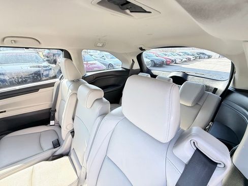 Used 2025 Honda Odyssey EX-L image 30