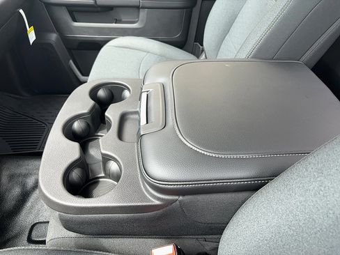 New 2026 RAM 3500 Tradesman AWD/4WD image 28