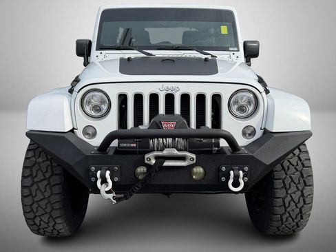 Used 2017 Jeep Wrangler Unlimited Sahara w/ Dual Top Group image 8