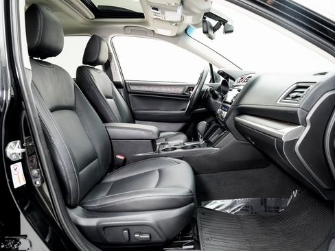 Used 2017 Subaru Outback 2.5i Limited image 22