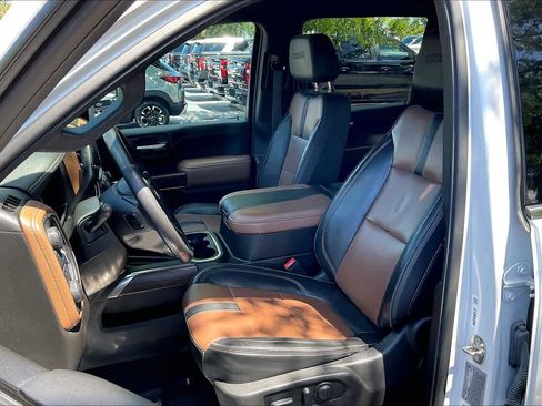 Certified 2023 Chevrolet Silverado 2500 High Country w/ Z71 Off-Road Package AWD/4WD image 24