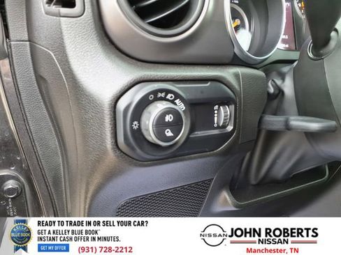Used 2023 Jeep Gladiator Sport image 28