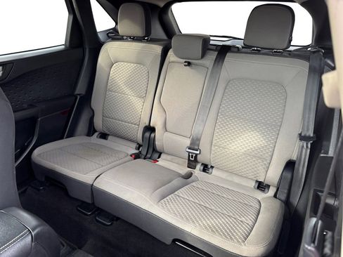 Used 2020 Ford Escape SE image 21