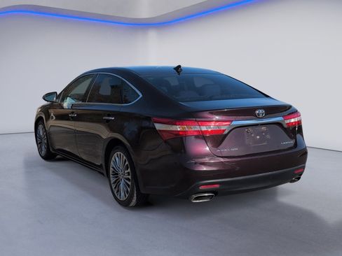 Used 2015 Toyota Avalon Limited image 6
