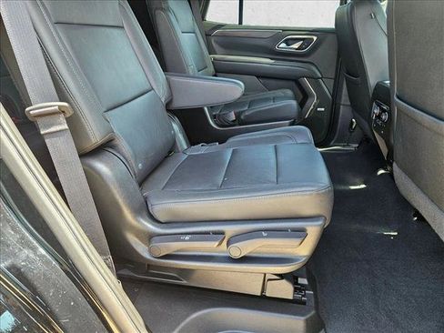 Used 2022 Chevrolet Tahoe Z71 w/ Luxury Package AWD/4WD image 20