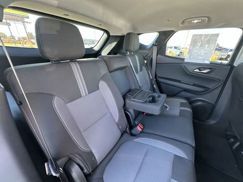 Used 2025 Chevrolet Blazer LT image 27