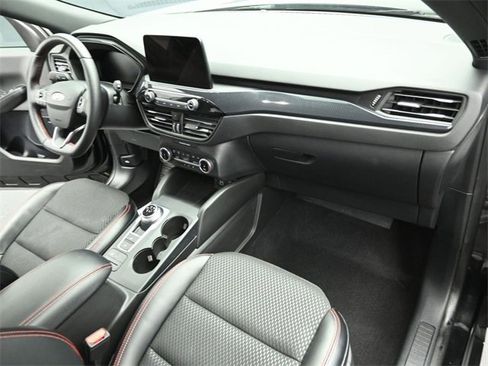 Used 2024 Ford Escape ST-Line w/ Equipment Group 301A image 28