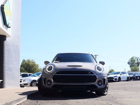 Used 2022 MINI Cooper Clubman S image 11