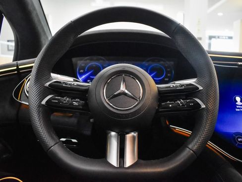 Used 2023 Mercedes-Benz EQS 580 4MATIC Sedan image 25