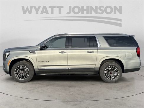 New 2026 GMC Yukon XL Elevation image 2