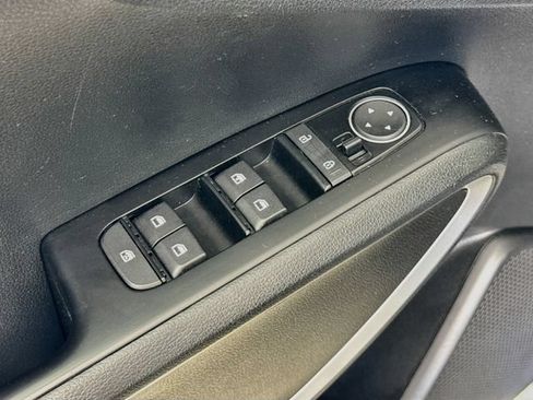 Used 2024 Kia Soul LX w/ Option Group 015 FWD image 18
