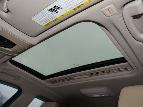 Used 2016 BMW 320i xDrive Sedan image 4