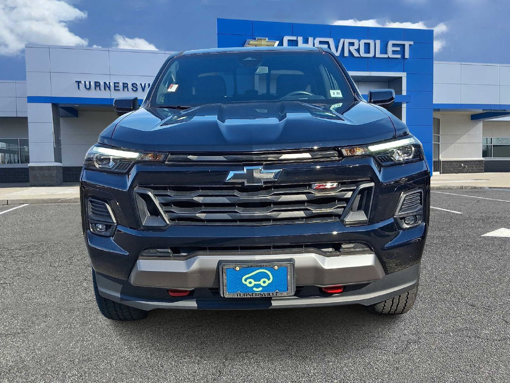 Certified 2024 Chevrolet Colorado Z71 AWD/4WD image 2