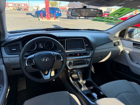 Used 2019 Hyundai Sonata SE image 11