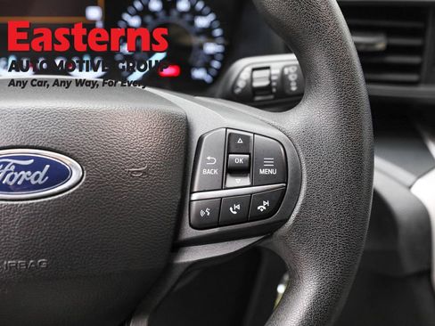 Used 2024 Ford Explorer 4WD image 16