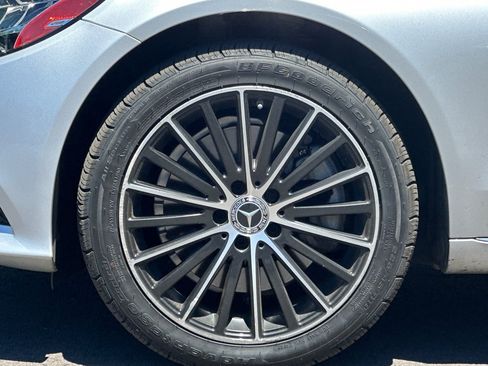 Used 2019 Mercedes-Benz C 300 4MATIC Sedan image 32