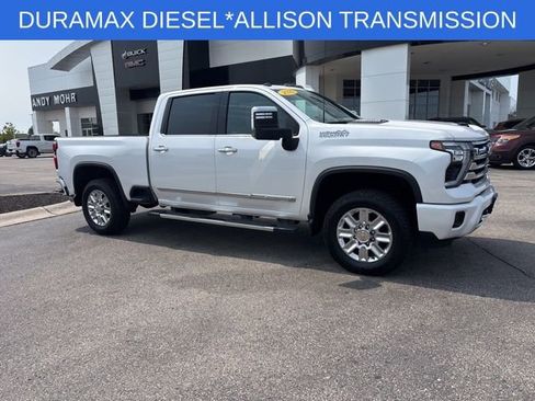 Used 2025 Chevrolet Silverado 2500 High Country w/ High Country Premium Package image 12