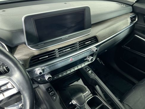 Used 2021 Kia Telluride SX w/ SX Prestige Package image 25