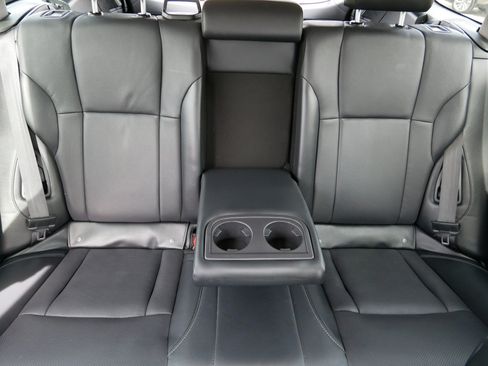 Used 2022 Subaru Outback Limited image 13