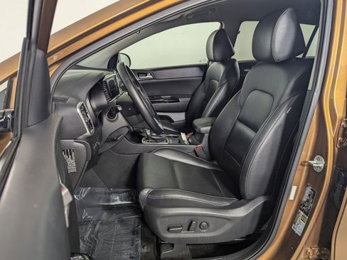Used 2020 Kia Sportage EX AWD/4WD image 12