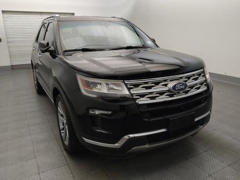 Used 2018 Ford Explorer Limited w/ Class II Trailer Tow Package FWD image 13