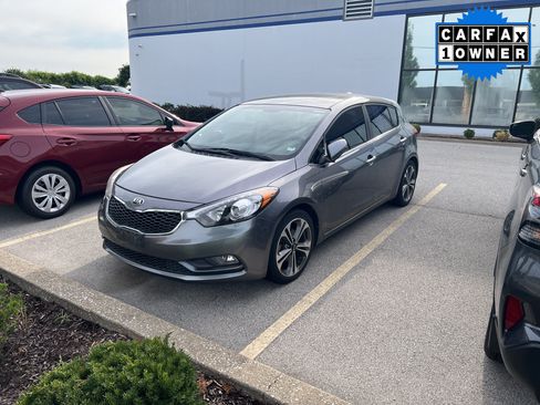 Used 2016 Kia Forte EX FWD image 2