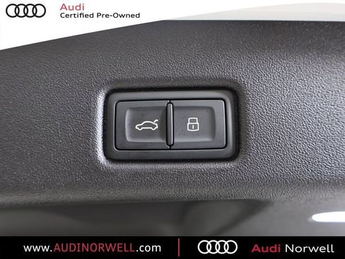 Used 2025 Audi Q5 Prestige image 18