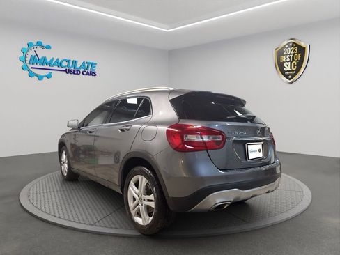 Used 2018 Mercedes-Benz GLA 250 4MATIC w/ Premium Package image 3