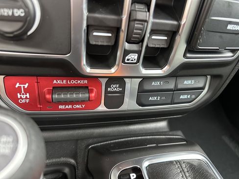 New 2026 Jeep Gladiator Mojave image 5