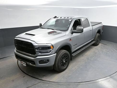 Used 2024 RAM 3500 Laramie w/ Night Edition image 46