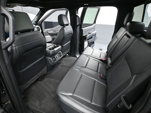 Used 2024 Ford F150 Lariat image 43