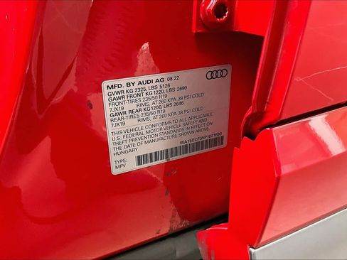 Used 2023 Audi Q3 2.0T Premium Plus w/ Premium Plus Package image 33