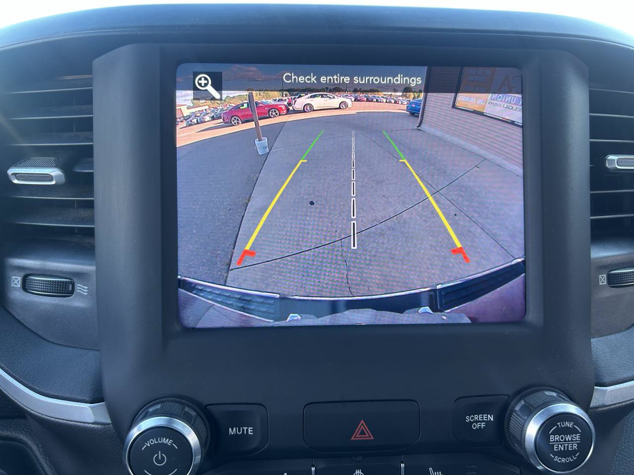 Used 2021 RAM 1500 Big Horn AWD/4WD image 22