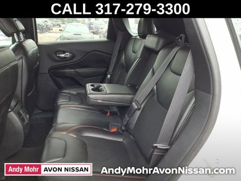 Used 2019 Jeep Cherokee Trailhawk w/ Cold Weather Group AWD/4WD image 29