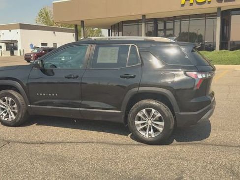 Used 2025 Chevrolet Equinox LT w/ Convenience Package II AWD/4WD image 6