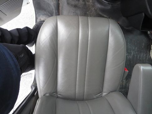 Used 2021 Chevrolet Express 2500 Extended w/ Driver Convenience Package image 42