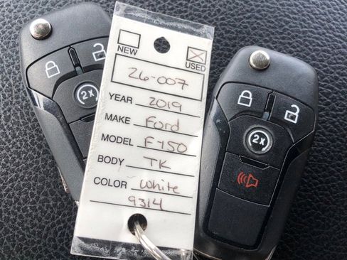 Used 2019 Ford F150 XLT w/ Equipment Group 302A Luxury AWD/4WD image 40