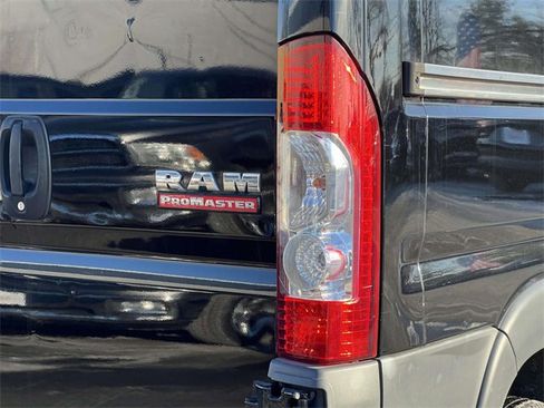 Used 2017 RAM ProMaster 2500 image 10