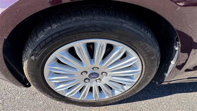 Used 2013 Ford Fusion Energi SE w/ Driver Assist Pkg FWD image 26