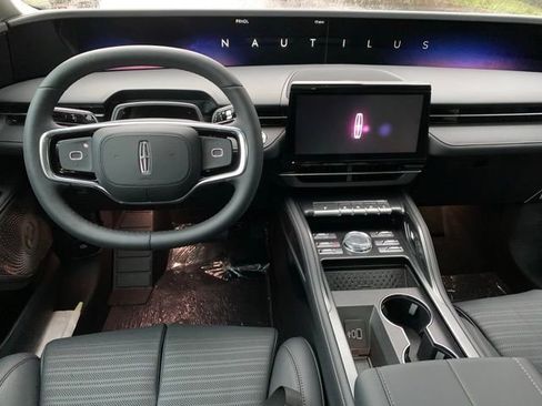 New 2026 Lincoln Nautilus Reserve image 20